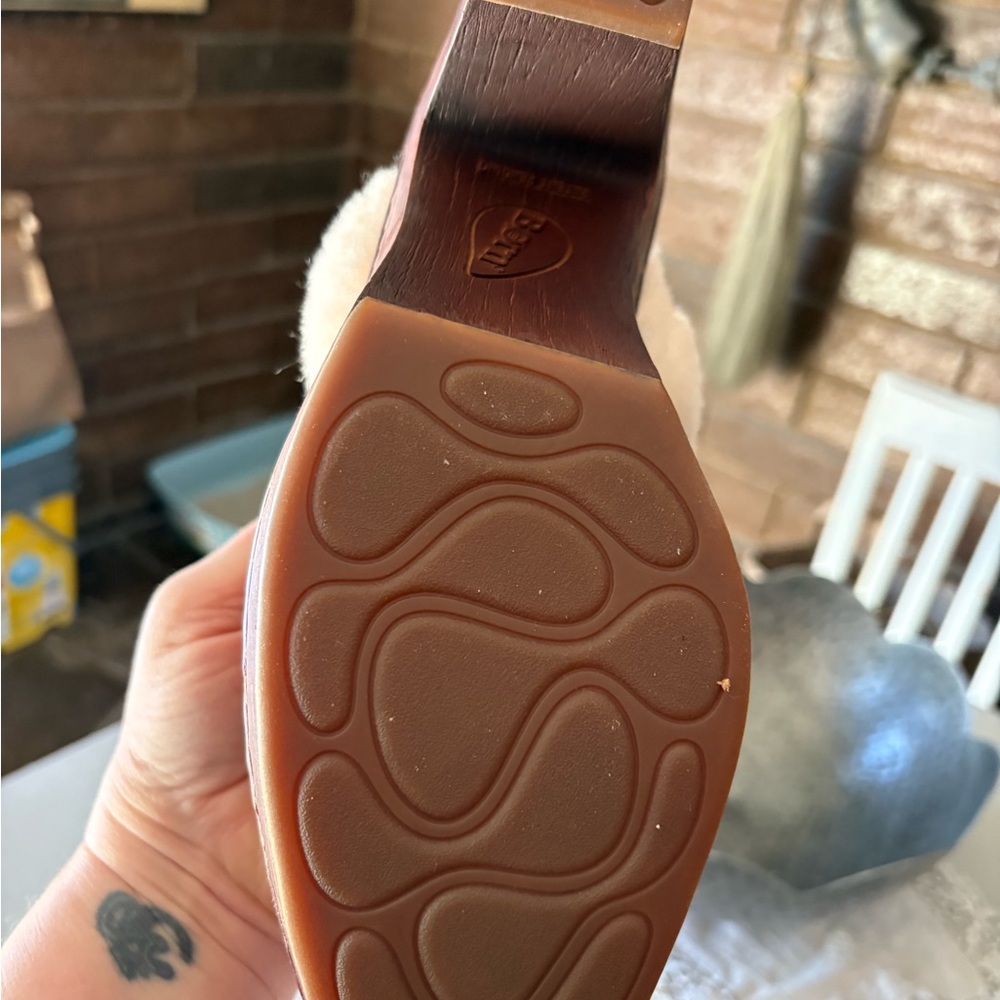 Born Tan Shearling Lined Clogs - image 3
